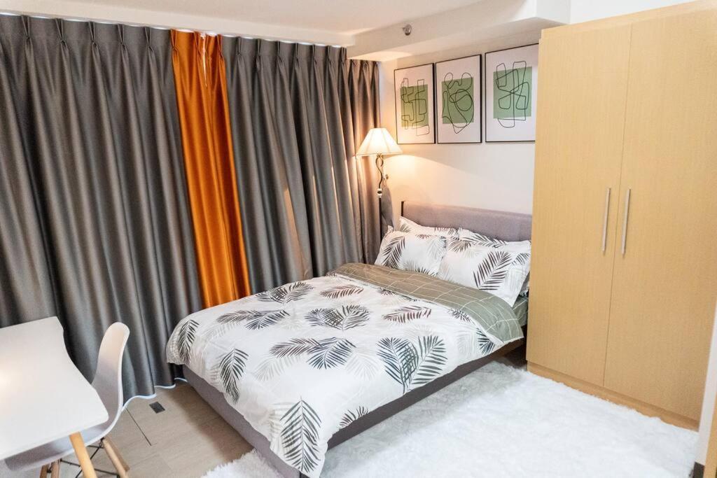 A2J Luxury 2Br Bgc Uptown Suite Near Uptown Mall Manilla Buitenkant foto