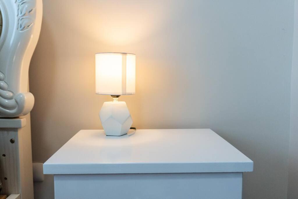 A2J Luxury 2Br Bgc Uptown Suite Near Uptown Mall Manilla Buitenkant foto