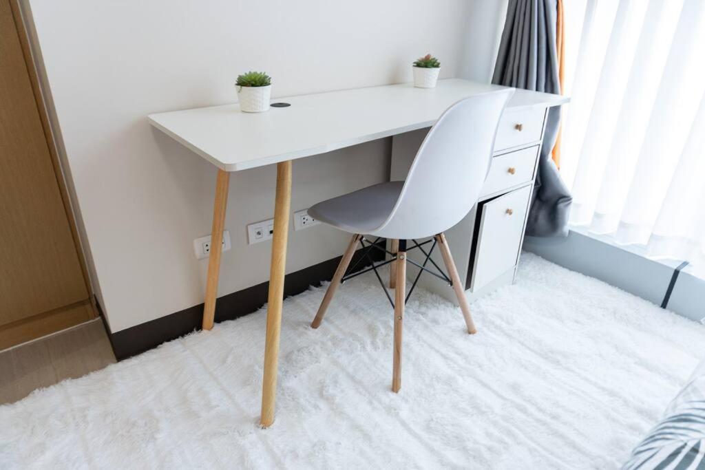 A2J Luxury 2Br Bgc Uptown Suite Near Uptown Mall Manilla Buitenkant foto