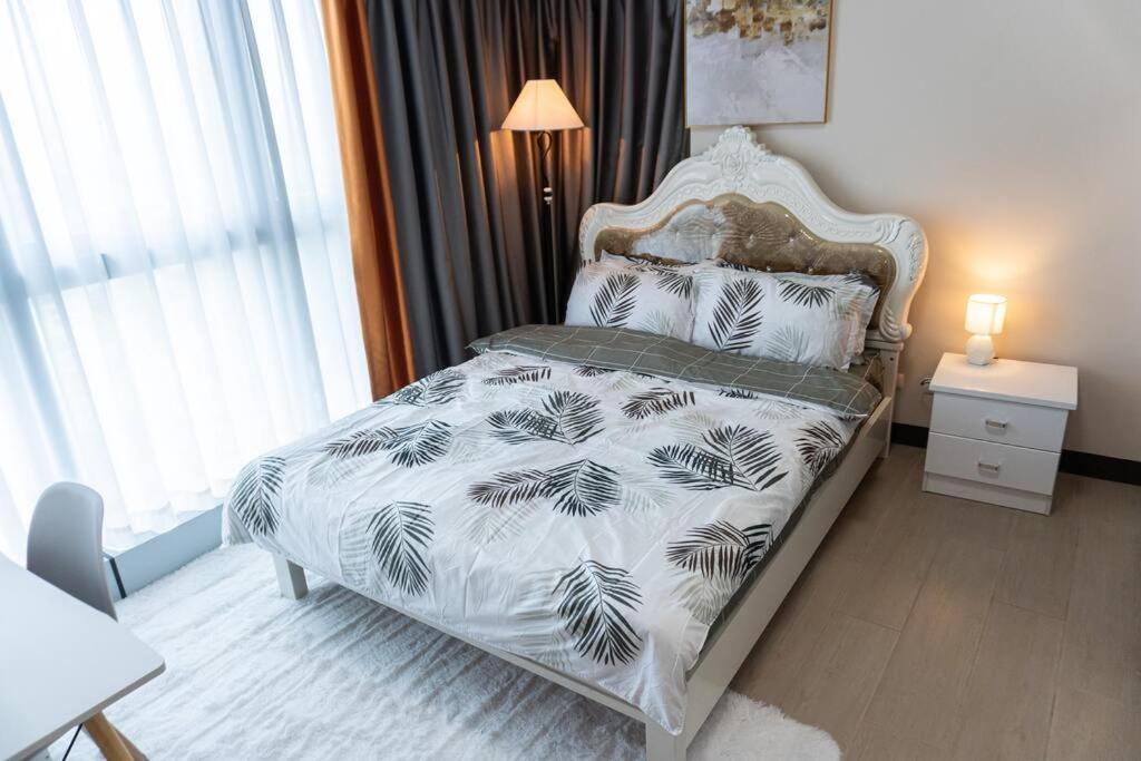 A2J Luxury 2Br Bgc Uptown Suite Near Uptown Mall Manilla Buitenkant foto