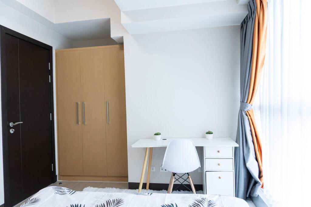 A2J Luxury 2Br Bgc Uptown Suite Near Uptown Mall Manilla Buitenkant foto